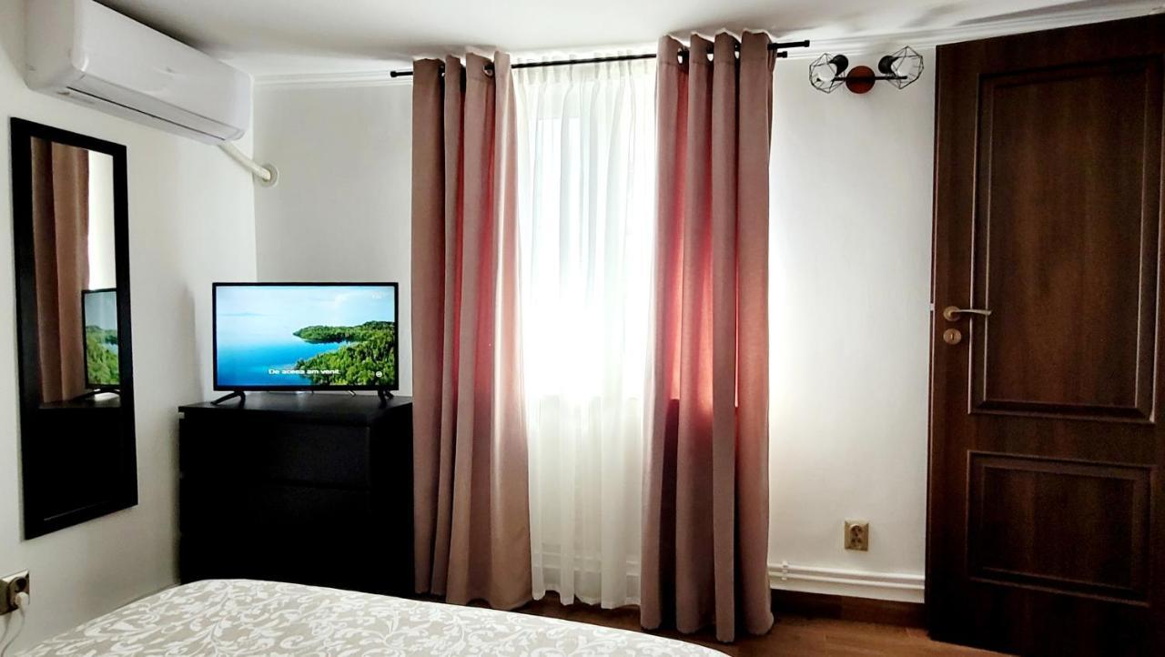 Rose Garden House Apartment บูคาเรสต์ ภายนอก รูปภาพ
