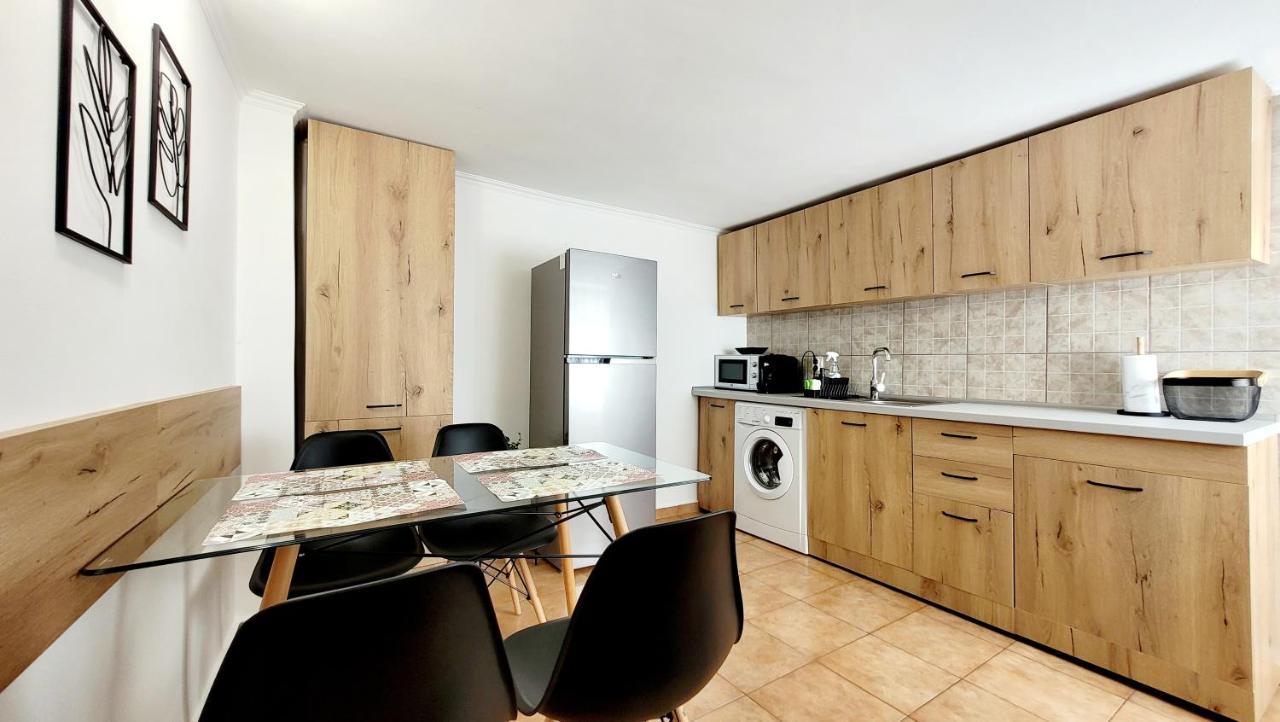 Rose Garden House Apartment บูคาเรสต์ ภายนอก รูปภาพ