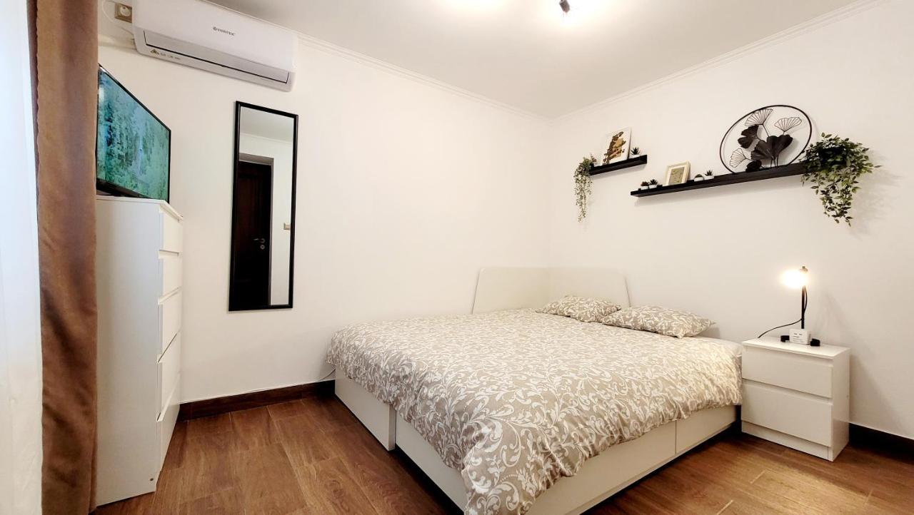 Rose Garden House Apartment บูคาเรสต์ ภายนอก รูปภาพ