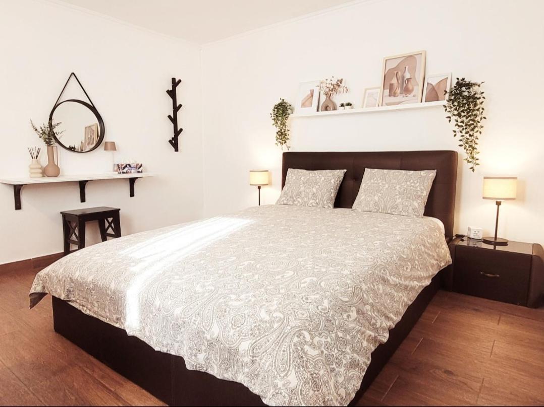 Rose Garden House Apartment บูคาเรสต์ ภายนอก รูปภาพ
